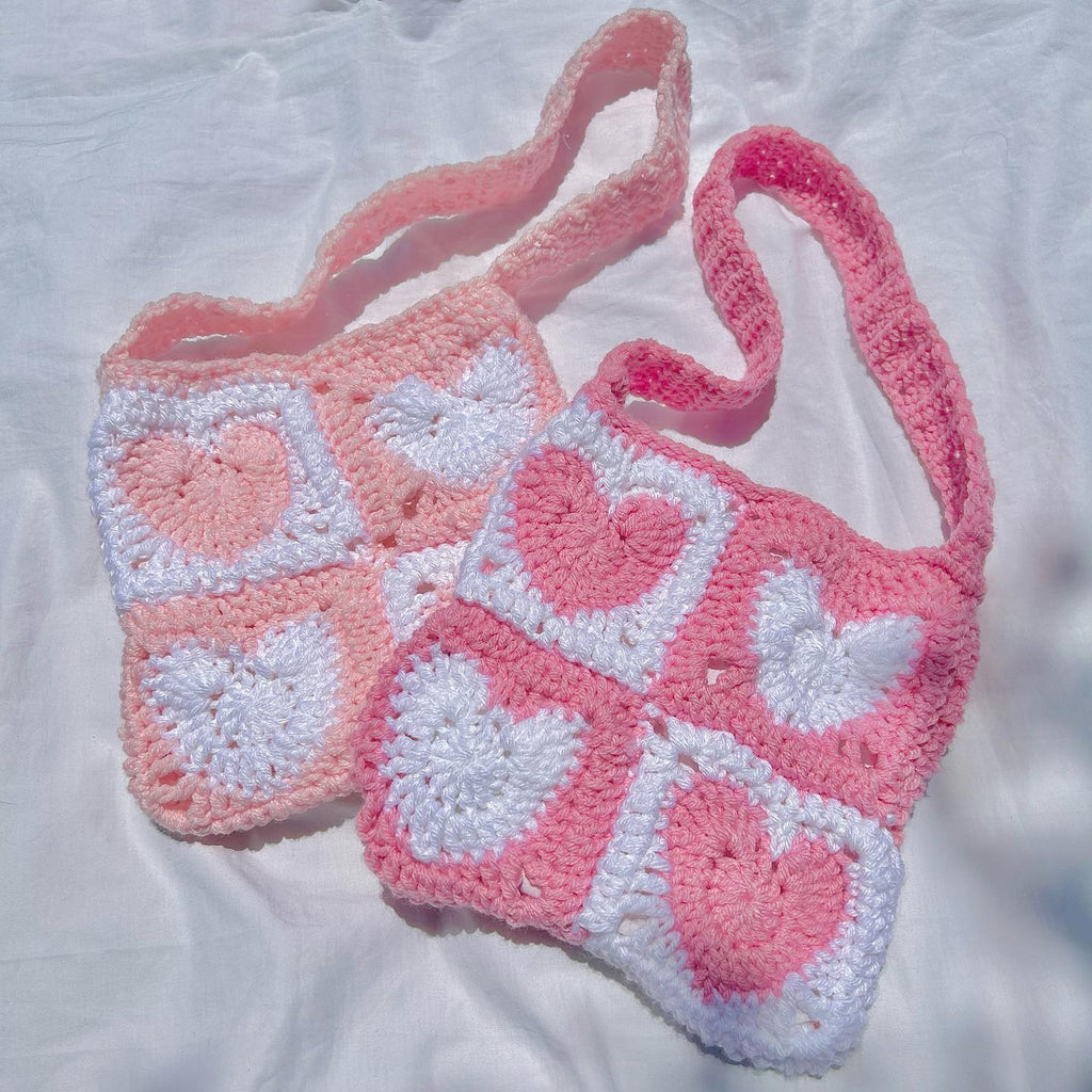 Mini Heart Granny Pouch
