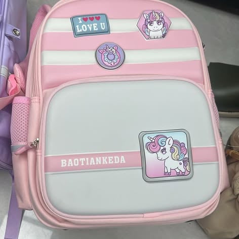Little Shield Bag