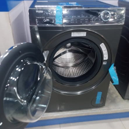 Front-Load Washing Machine