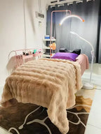 Gynecological Examination Table Electric Hydraulic Adjustable Medical Exam Bed for Clinic Hospital PU Leather Top Bed