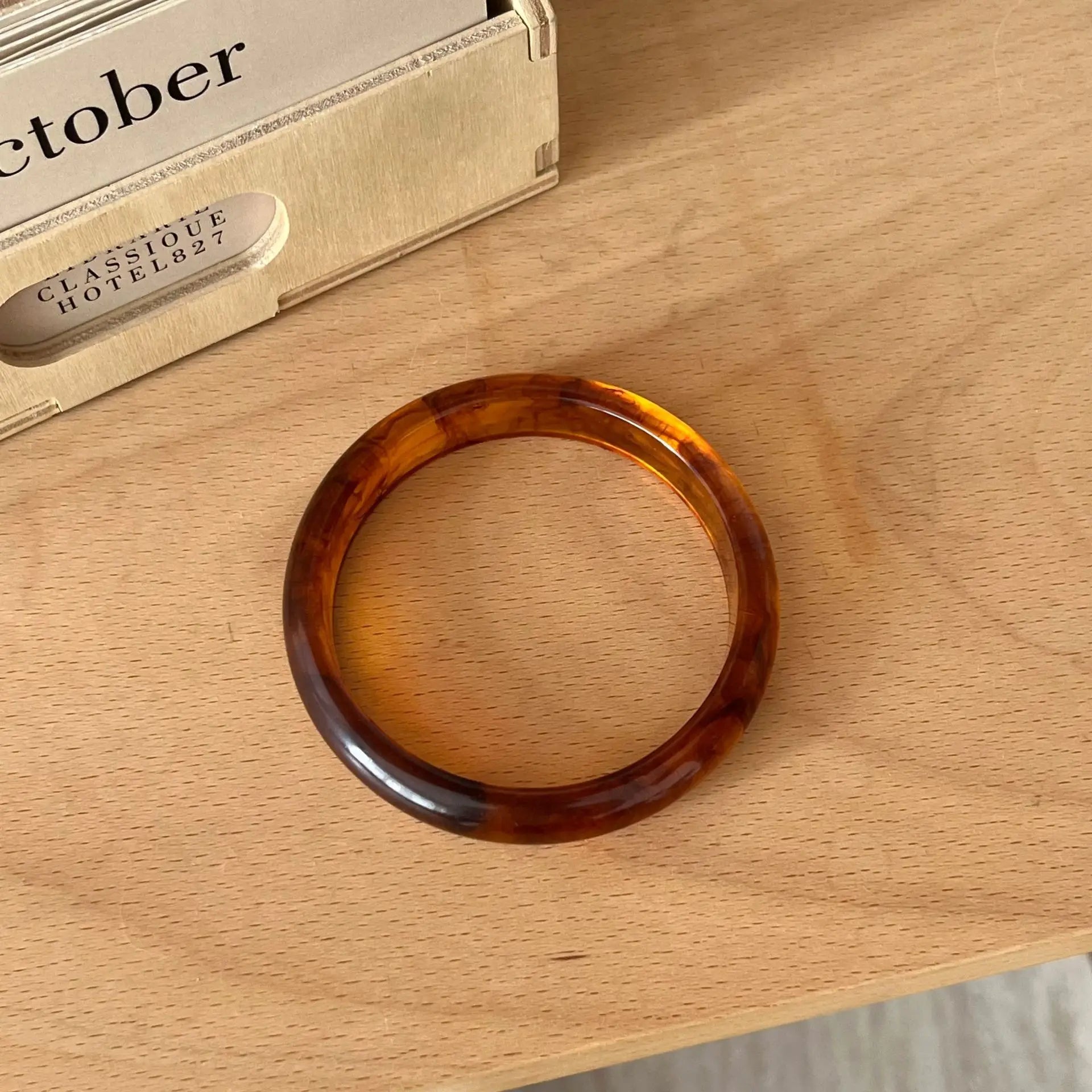 Resin Fine Bracelet