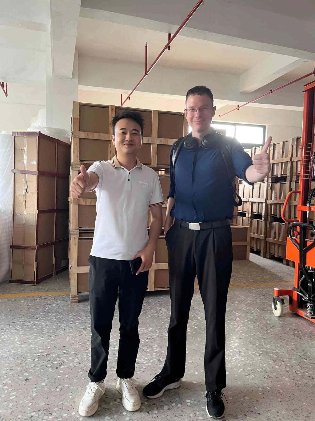 Gynecological Examination Table Electric Hydraulic Adjustable Medical Exam Bed for Clinic Hospital PU Leather Top Bed