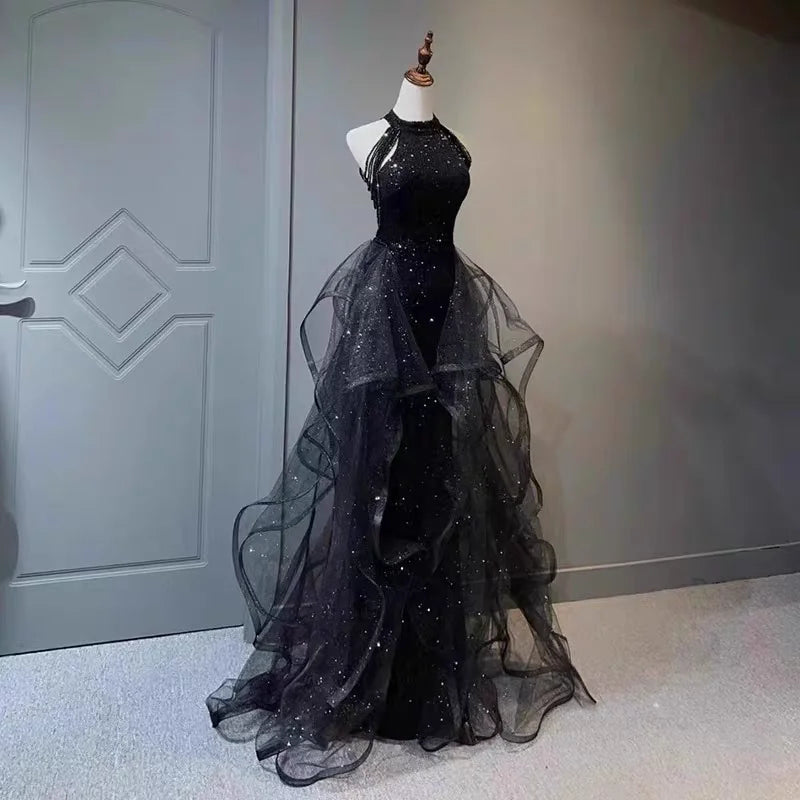 Elegant Sparking Navy Blue Evening Dresses Halt Beading Party Gown Customized Prom Dress 2025 Tiered robes de soirée Sweep Train