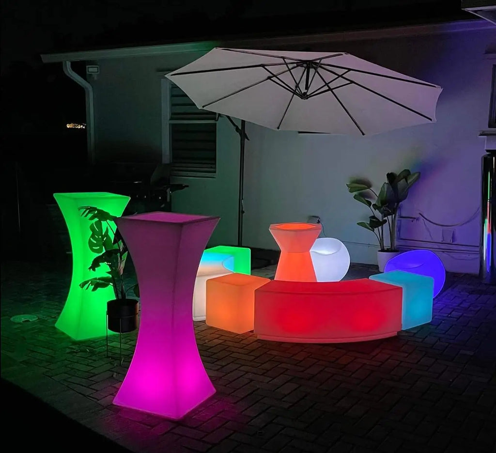 Illuminated High Bar Table and Chair Party Glowing Plastic Bar Led Light up Cocktail Table Set for Events