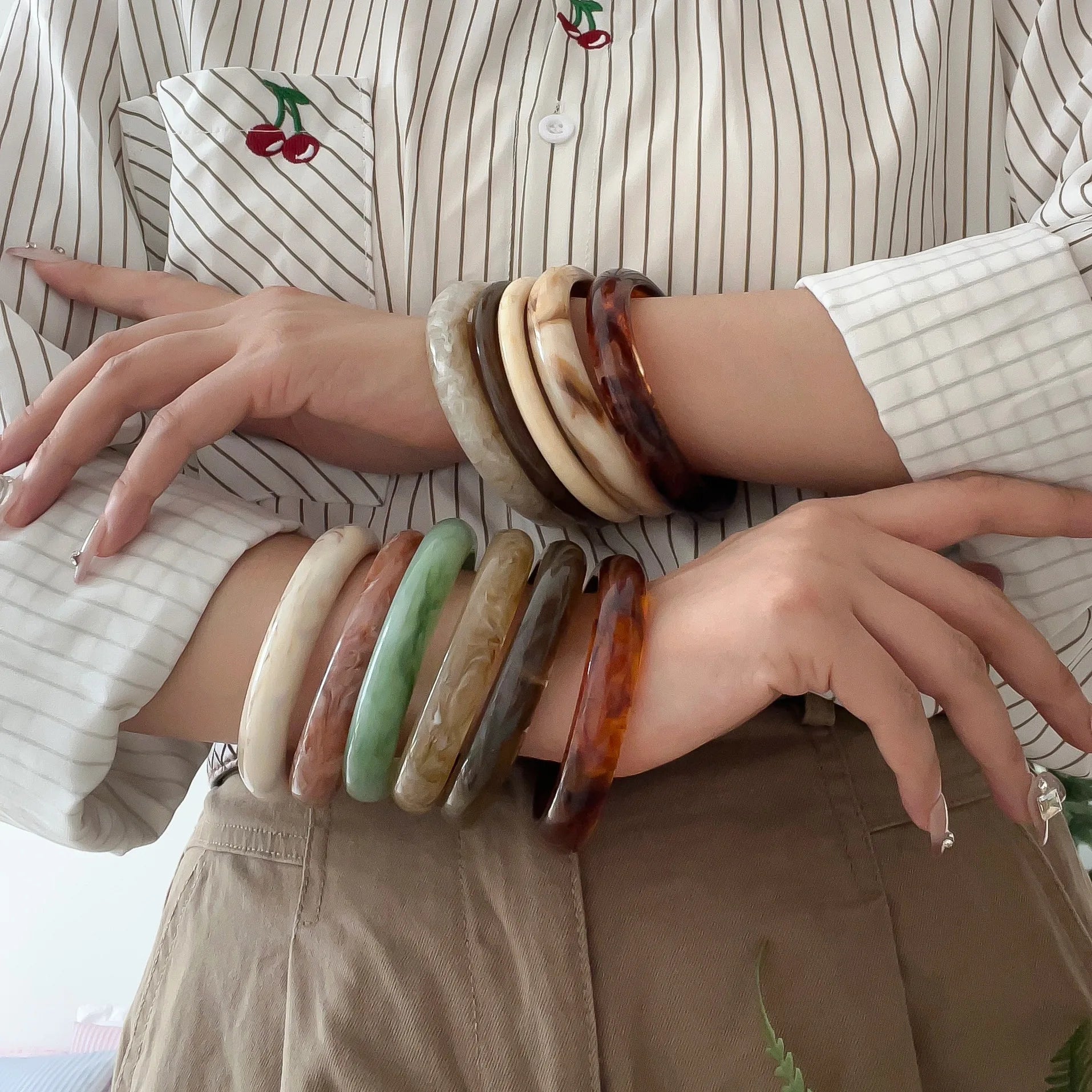 Resin Fine Bracelet