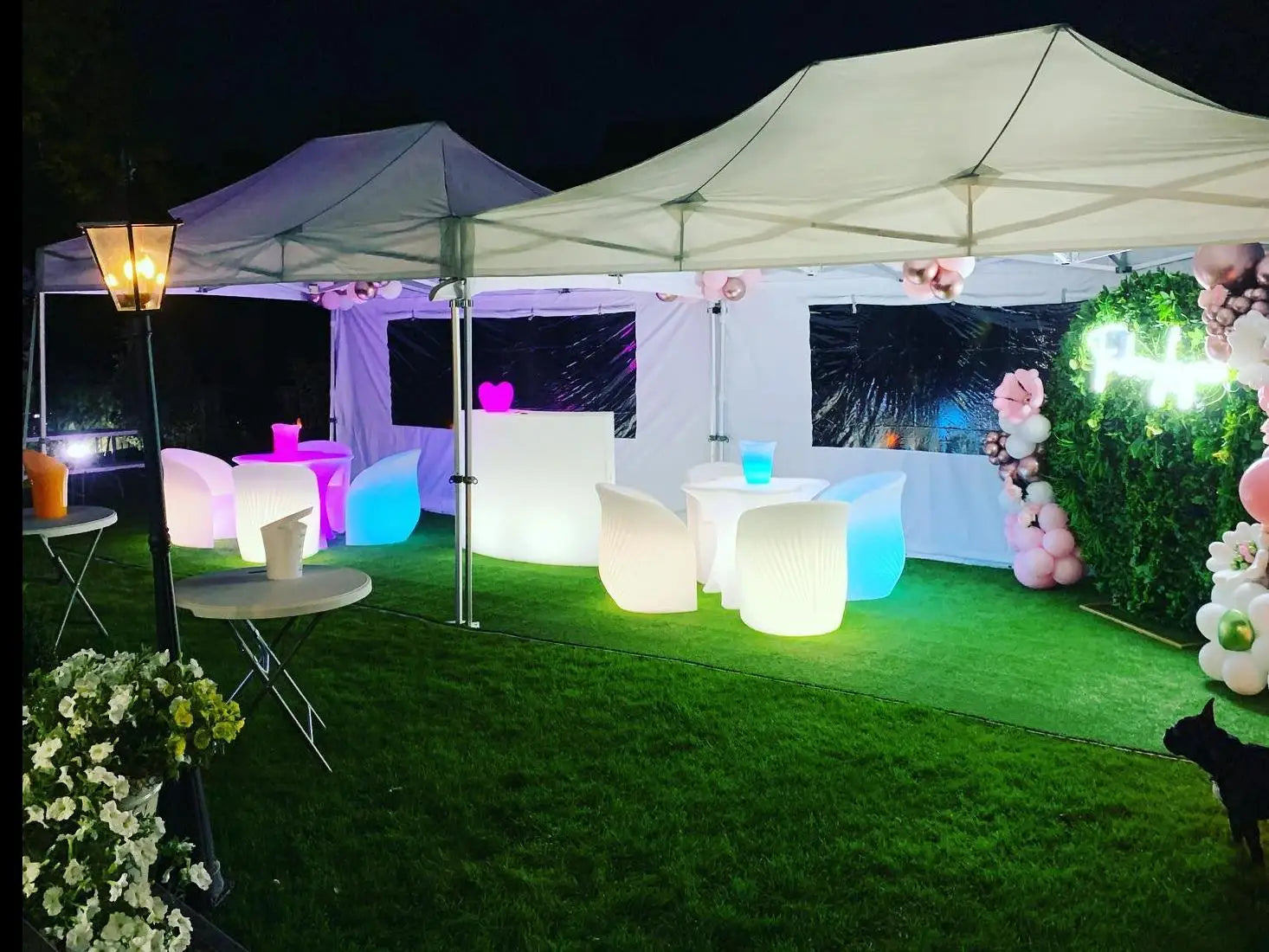 Illuminated High Bar Table and Chair Party Glowing Plastic Bar Led Light up Cocktail Table Set for Events