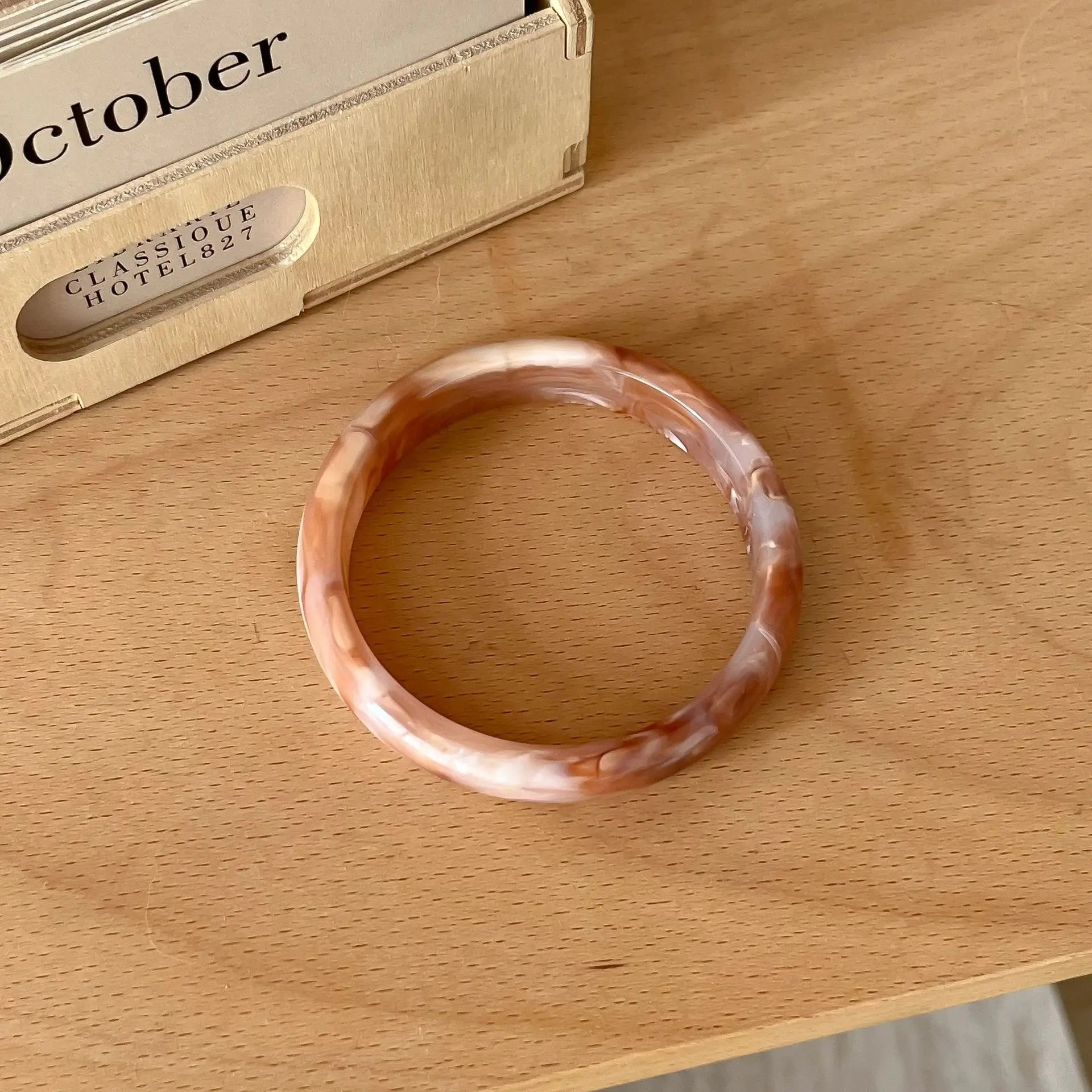 Resin Fine Bracelet