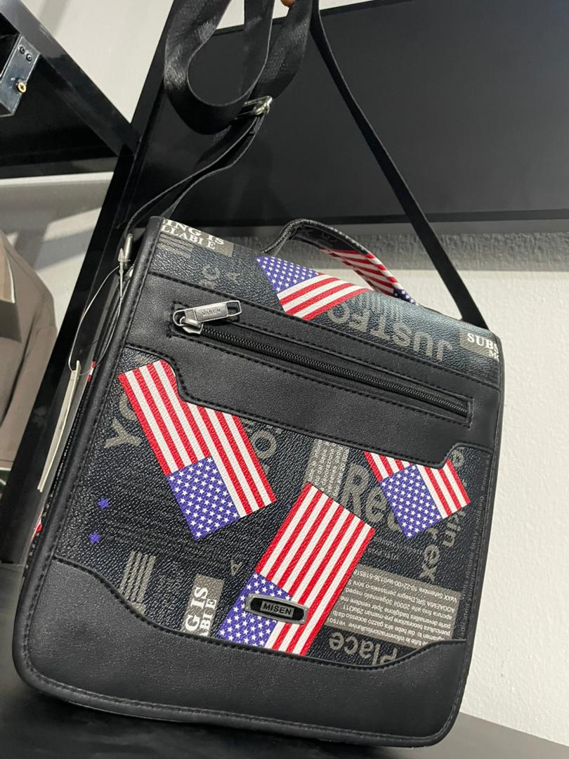 New York Carryall Shoulder Bag